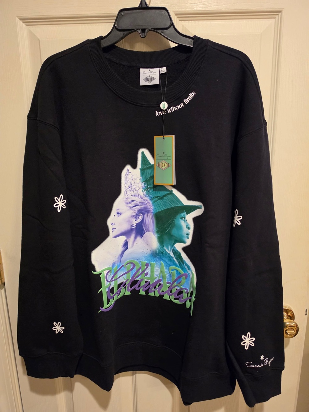 Samii Ryan Black Women’s Love without Limits Wicked crewneck sweatshirt XL NWT